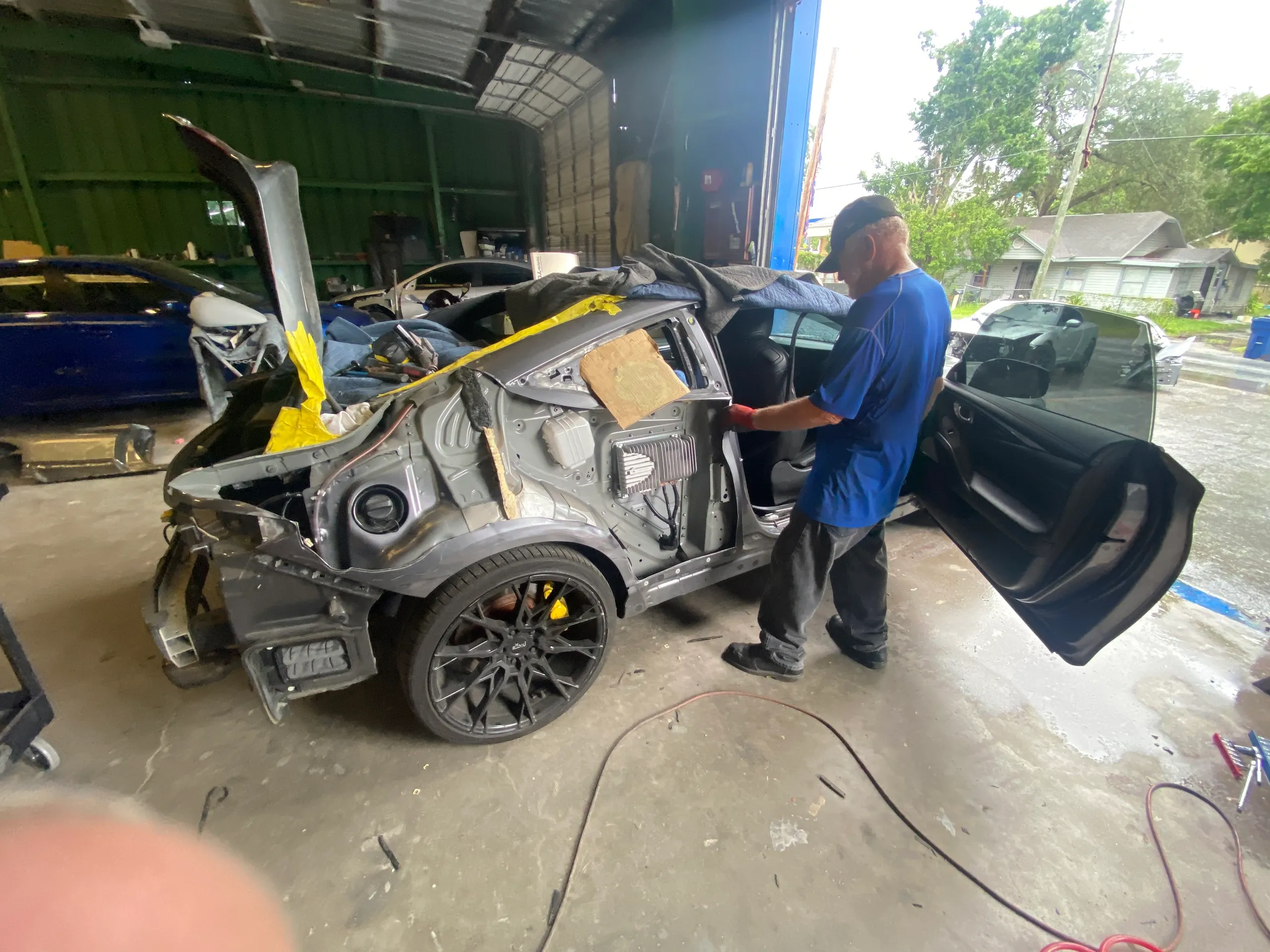 Before front-end collision damage - Lutz FL auto body repair